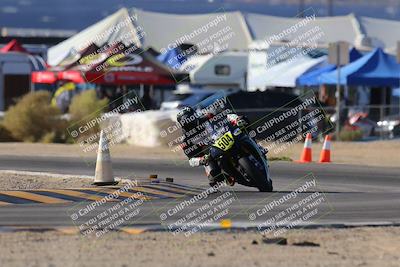 media/Dec-17-2023-CVMA (Sun) [[bf0c04832d]]/Race 2 Amateur Supersport Open/